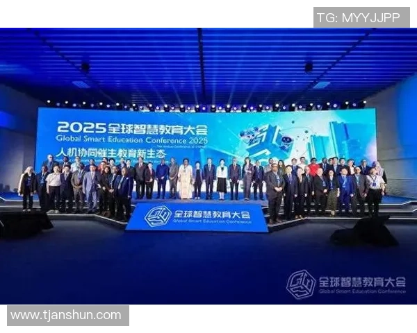 汇聚超凡智慧,共创全球连接新未来 汇聚超凡智慧,共创全球连接新未来